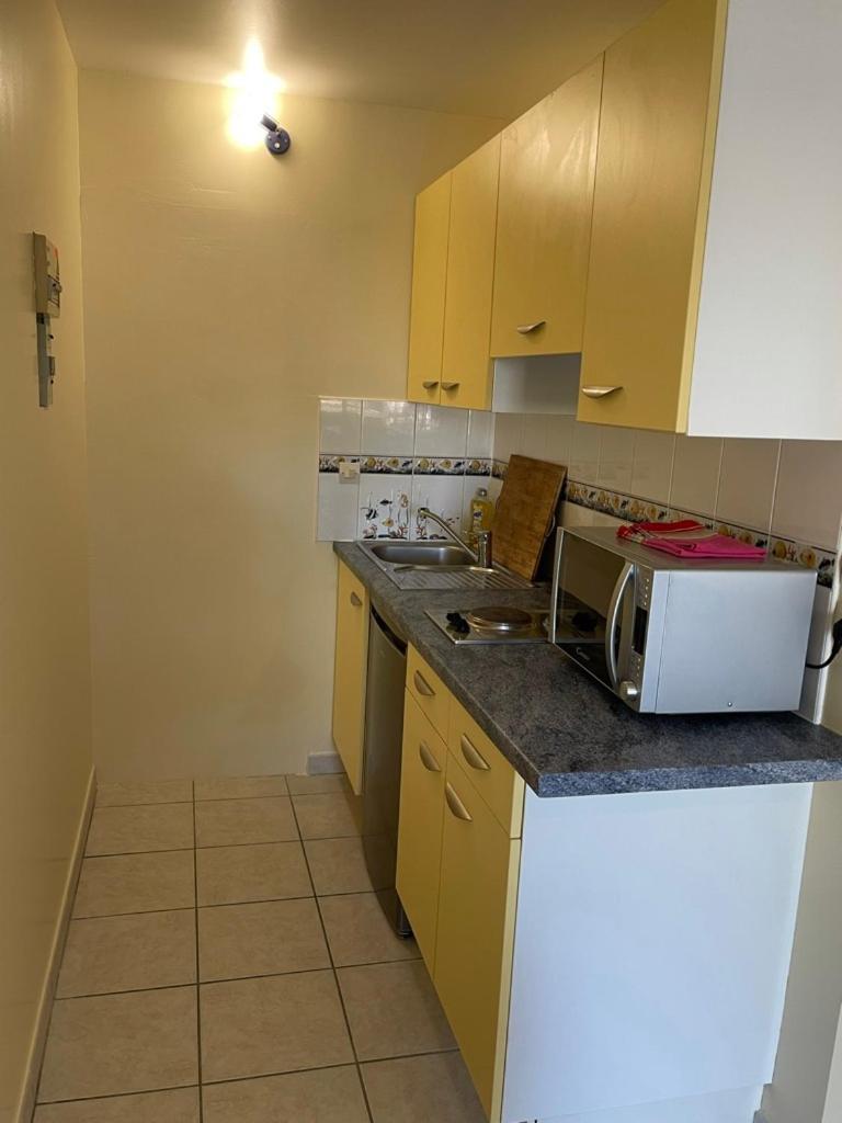 Appartement Ou Studio En Hyper Centre, Pour La Plage Et La Rue Pietonne Il Suffit De Traverser La Rue , Voir La Photo Principale Andernos-les-Bains Exteriör bild